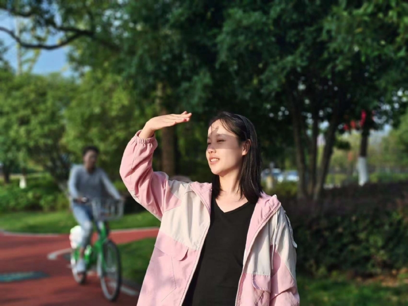 达拉崩吧的第一张照片--全国闪婚服务中心