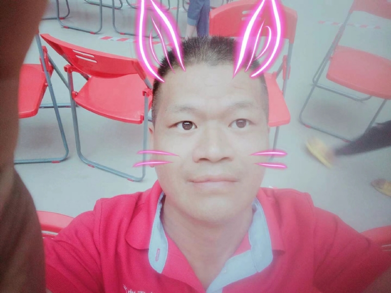 明灯哥哥的第一张照片--全国闪婚服务中心