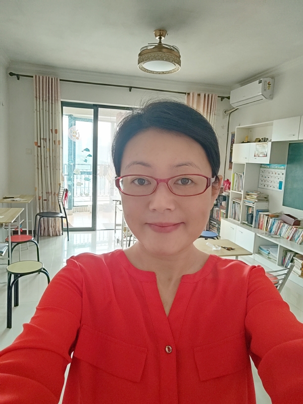 丽华的第二张照片--全国闪婚服务中心