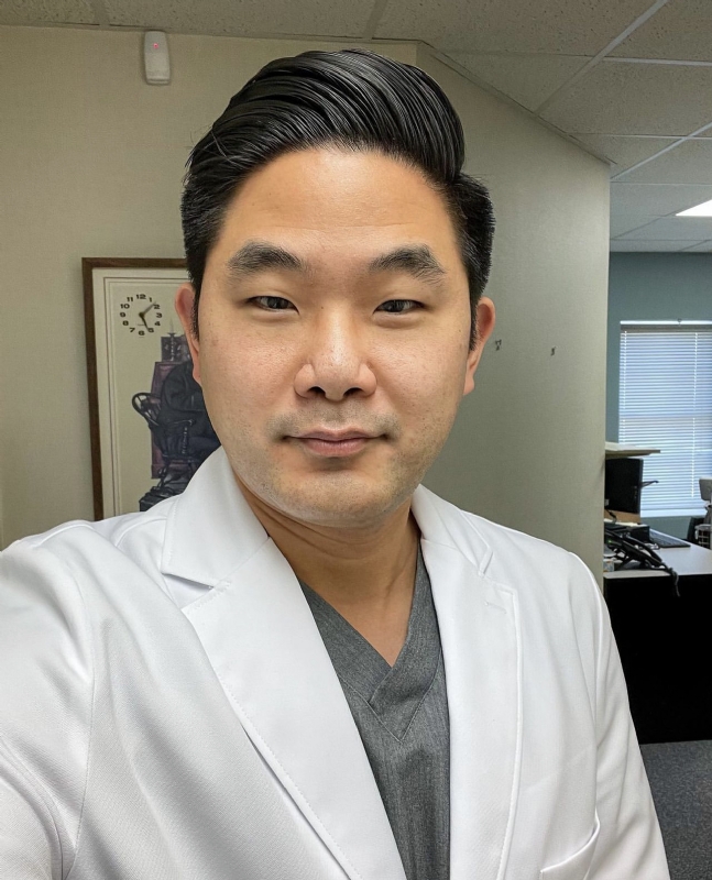 Choi的第一张照片--全国闪婚服务中心