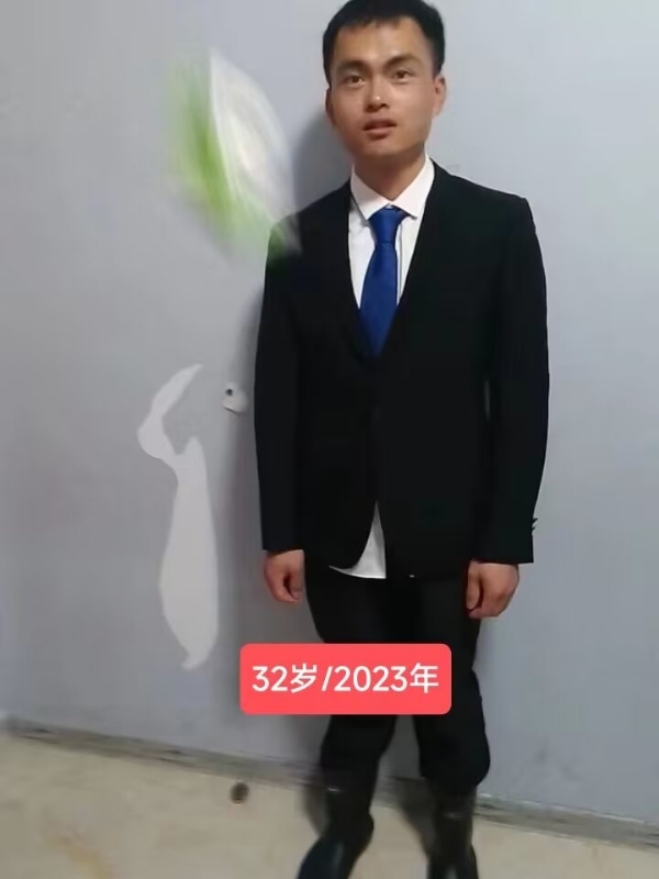 林嘉任的第一张照片--全国闪婚服务中心