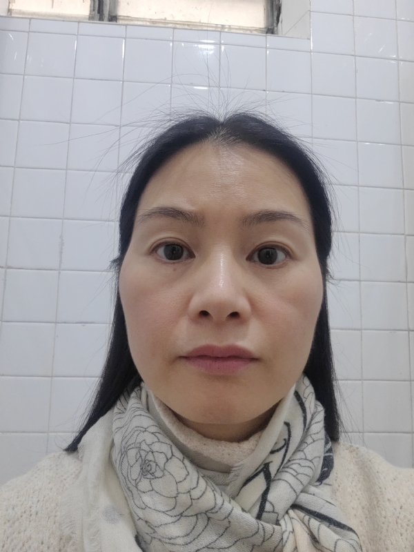 罌粟花的第一张照片--全国闪婚服务中心