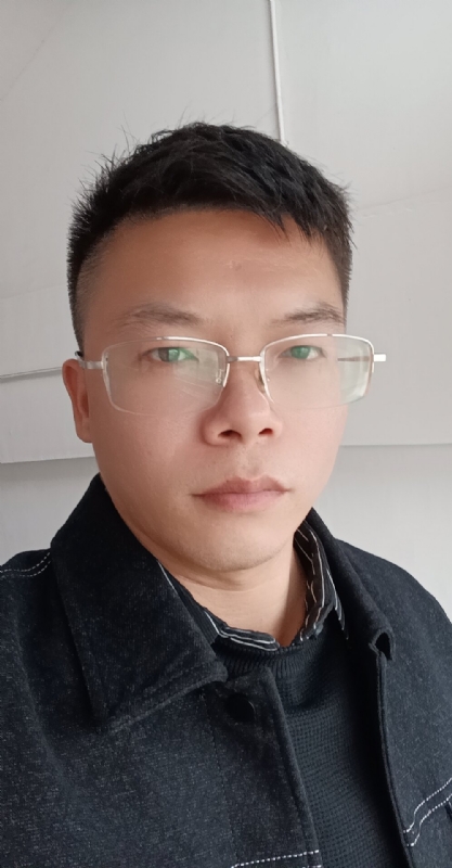叶伟的第一张照片--全国闪婚服务中心