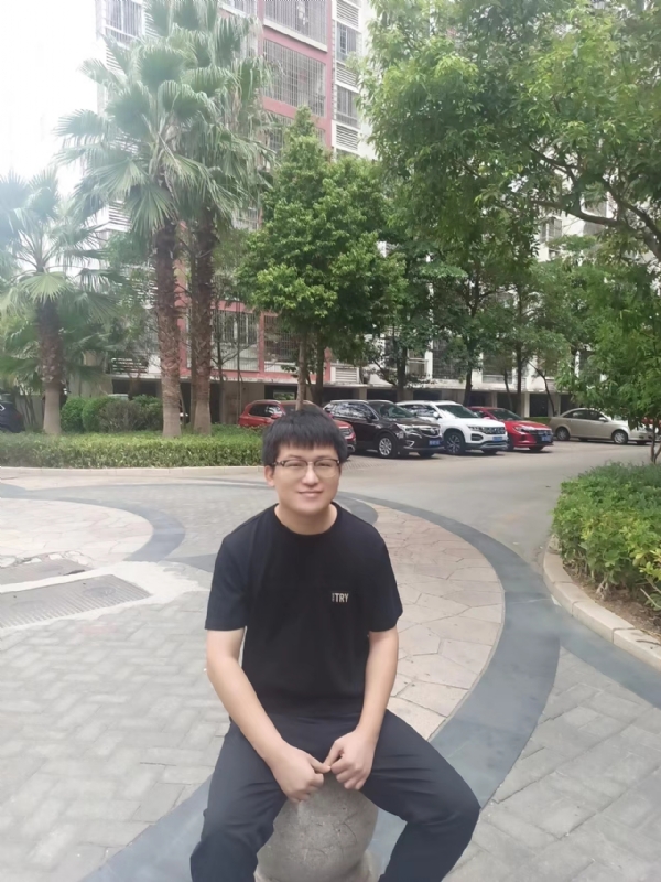 等闲的第三张照片--全国闪婚服务中心