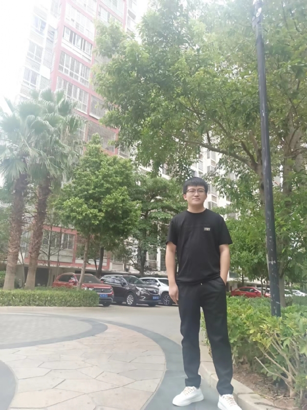 等闲的第四张照片--全国闪婚服务中心