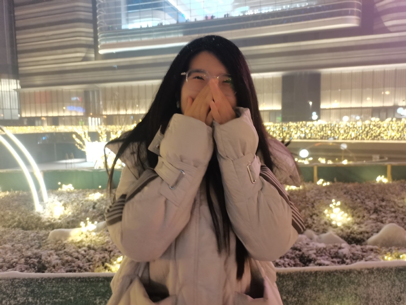 幸福相伴的第一张照片--全国闪婚服务中心
