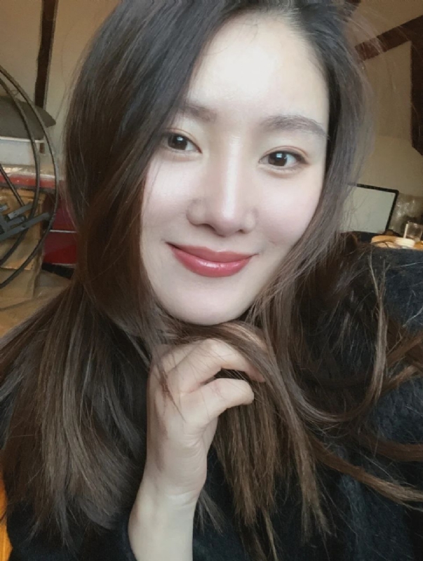 Anny的第一张照片--全国闪婚服务中心