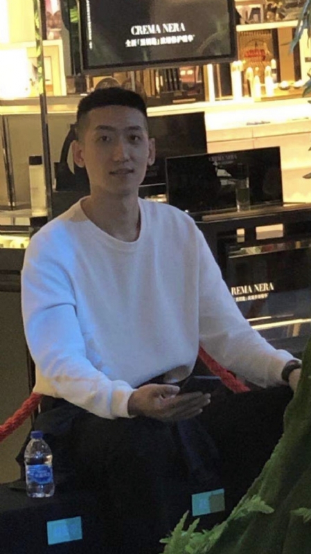 box的第一张照片--全国闪婚服务中心