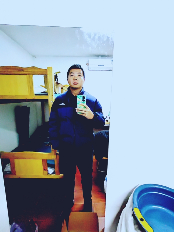 赤峎雾的第一张照片--全国闪婚服务中心