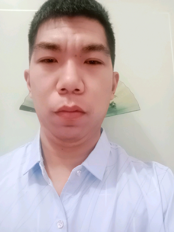 逍遥哥的第一张照片--全国闪婚服务中心