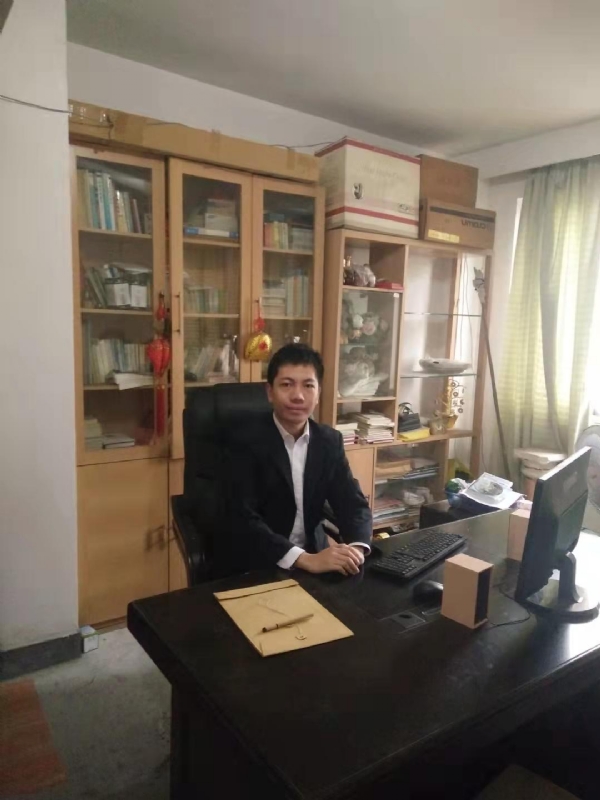 临冬城公爵的第一张照片--全国闪婚服务中心