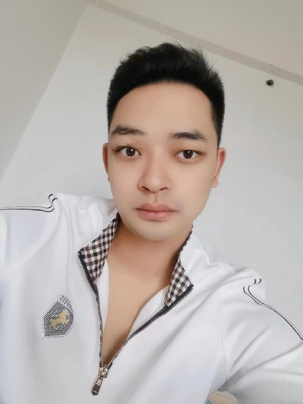 阿鑫的第一张照片--全国闪婚服务中心