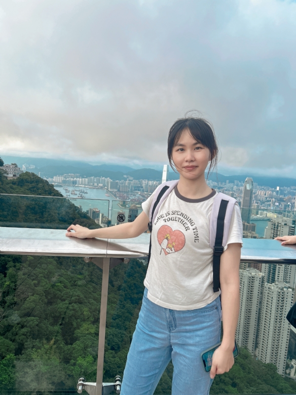 文青的第二张照片--全国闪婚服务中心