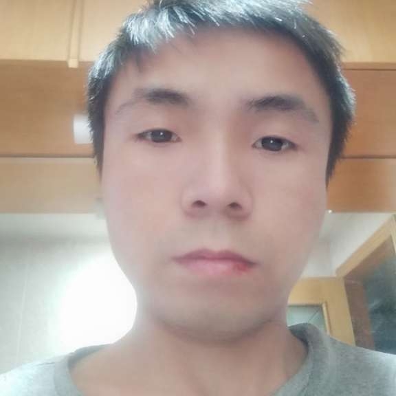 小兔兔的第一张照片--全国闪婚服务中心