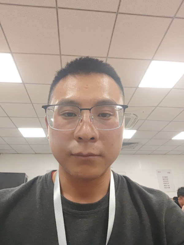 半夏微凉的第一张照片--全国闪婚服务中心