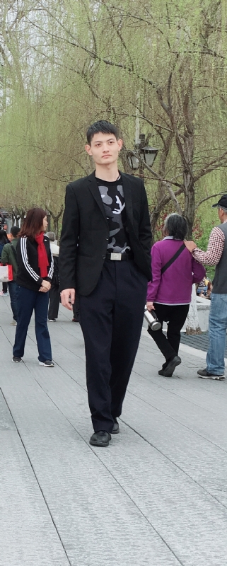 风一样的第一张照片--全国闪婚服务中心