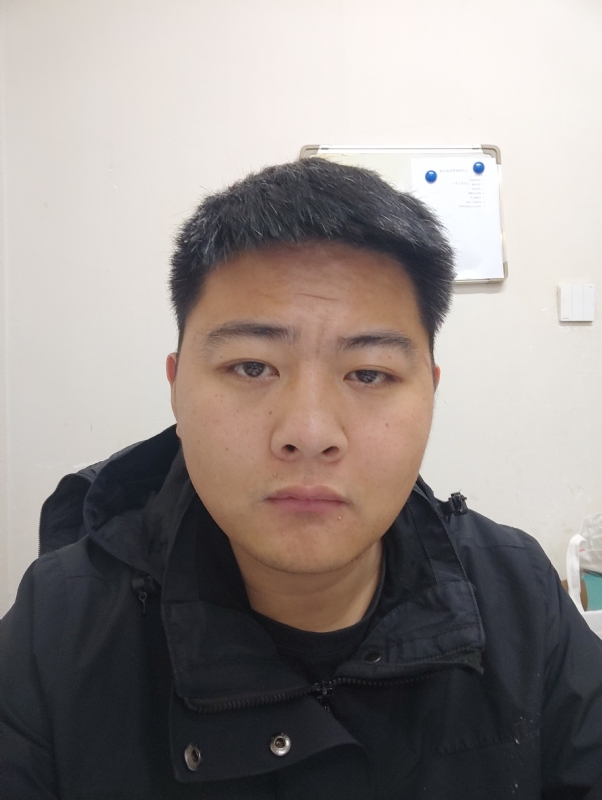 走马灯的第一张照片--全国闪婚服务中心