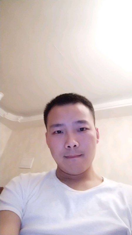 李先生的第一张照片--全国闪婚服务中心