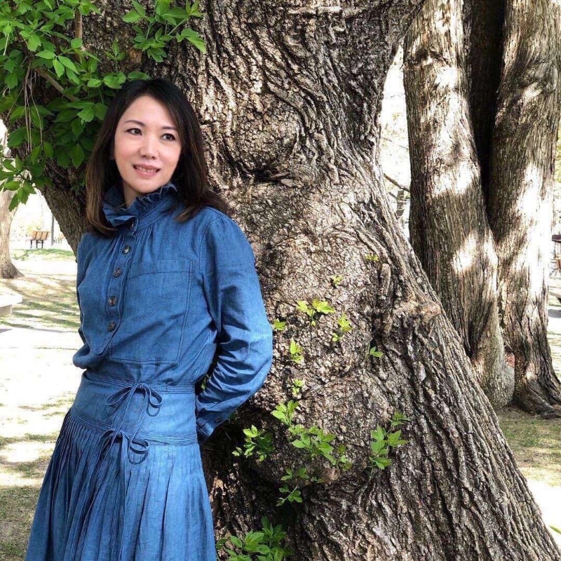 李芷瑩的第四张照片--全国闪婚服务中心