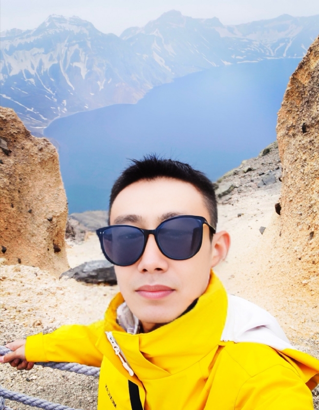 千寻与牵的第一张照片--全国闪婚服务中心