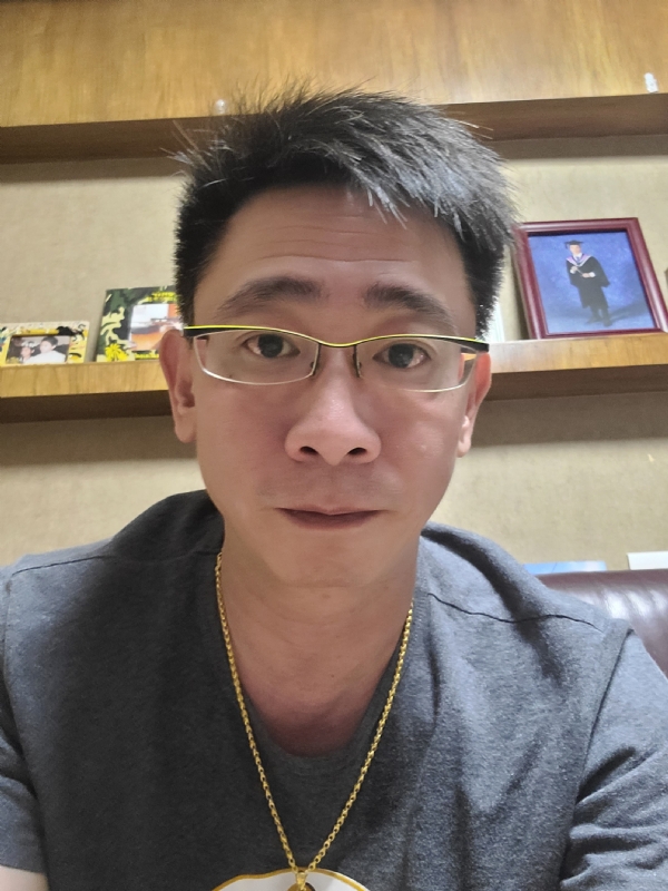 Kam的第一张照片--全国闪婚服务中心