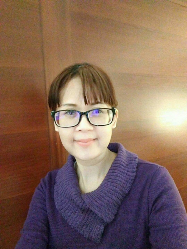 凱琳絲的第一张照片--全国闪婚服务中心