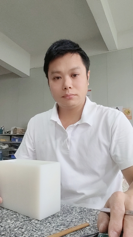 陪你看日出的第一张照片--全国闪婚服务中心