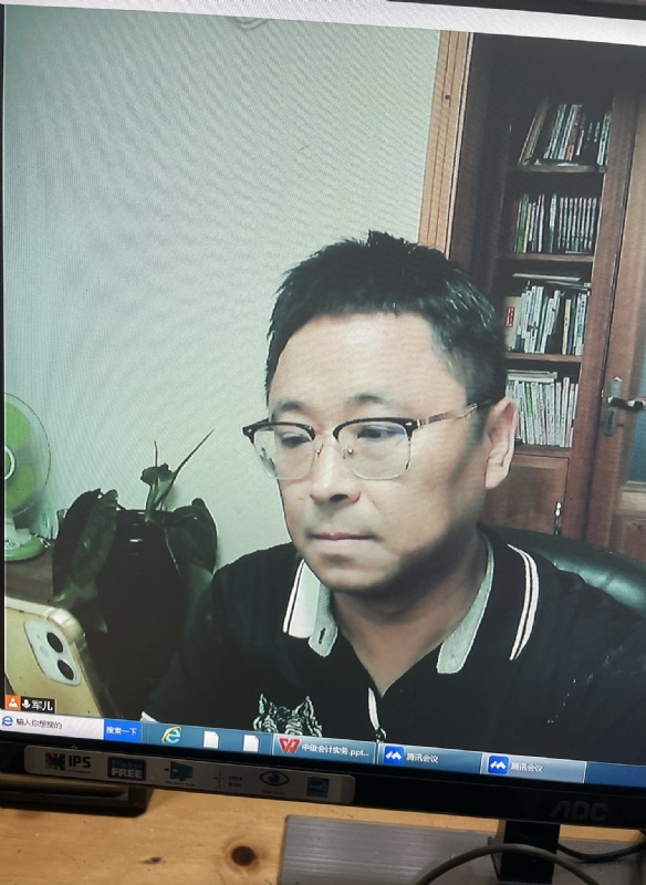 军儿的第四张照片--全国闪婚服务中心