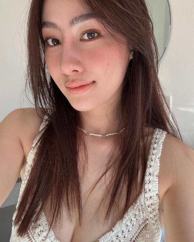 nana的第一张照片--全国闪婚服务中心