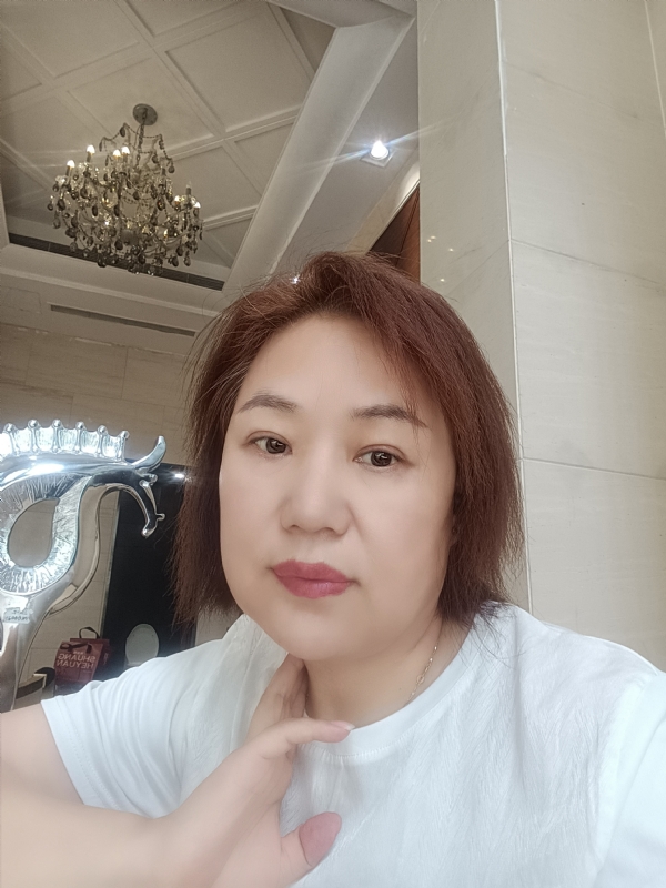 心扉的第一张照片--全国闪婚服务中心