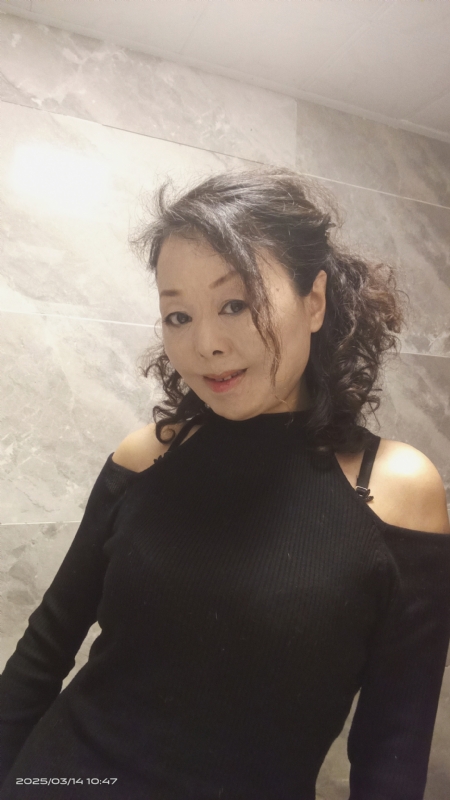 阿春的第三张照片--全国闪婚服务中心