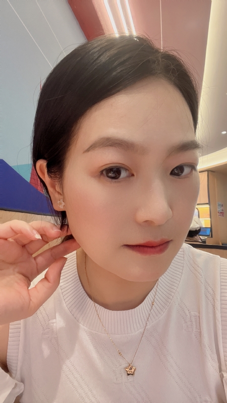 好久不见的第一张照片--全国闪婚服务中心