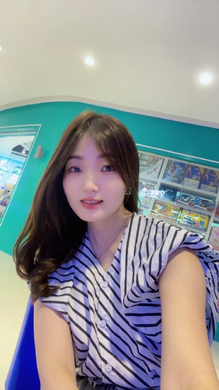 可儿的第二张照片--全国闪婚服务中心