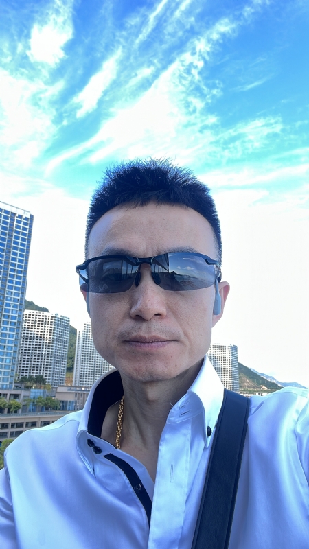 秀丽丝的第一张照片--全国闪婚服务中心