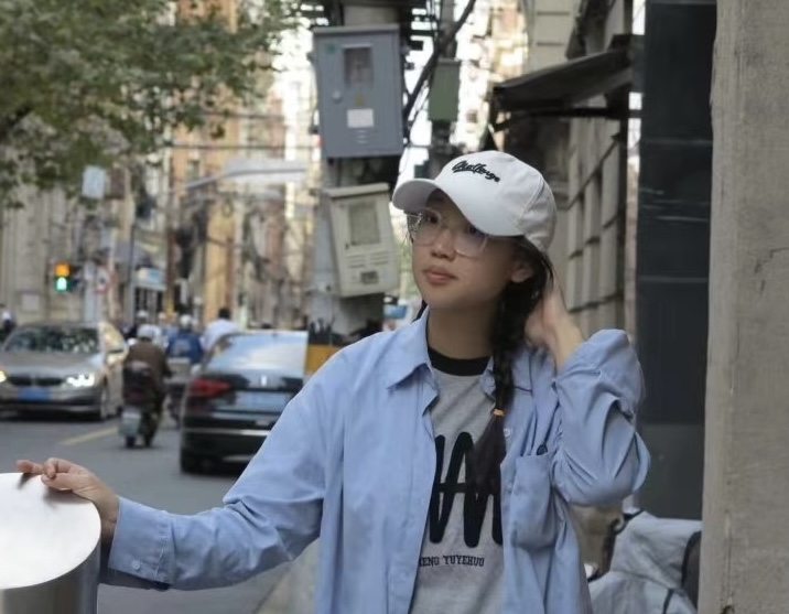 XIAOZOU的第二张照片--全国闪婚服务中心