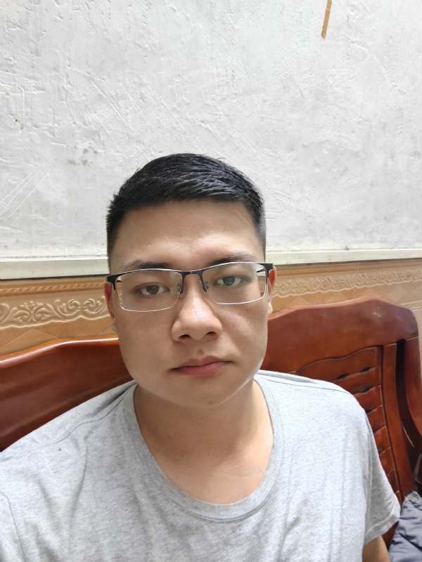 陈秋新的第一张照片--全国闪婚服务中心