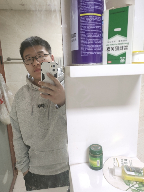 乌鸦坐飞机的第一张照片--全国闪婚服务中心