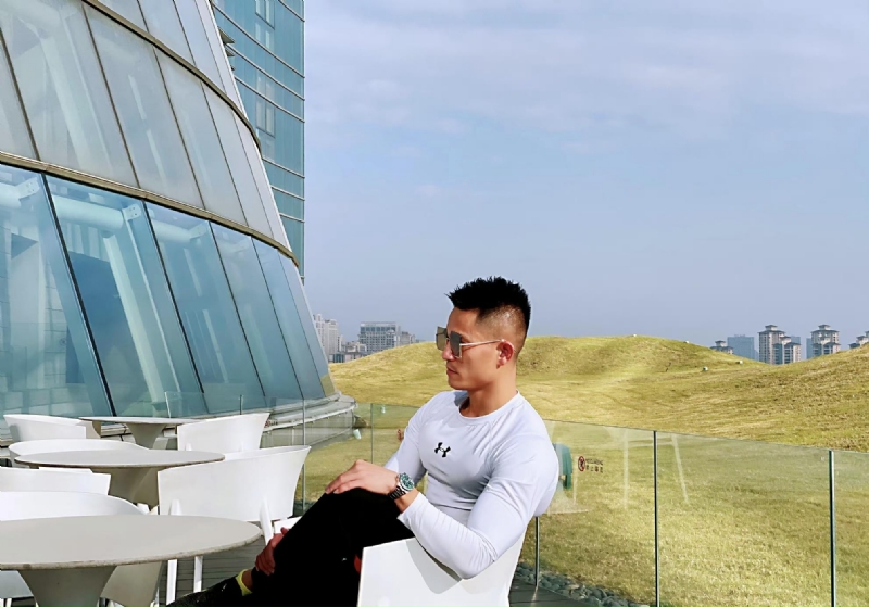 保家卫国的第二张照片--全国闪婚服务中心