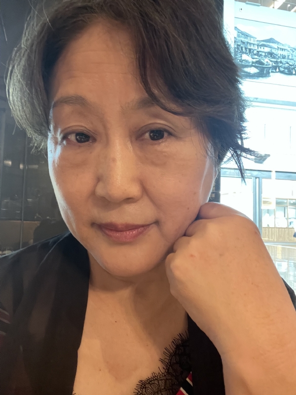 彼岸的第一张照片--全国闪婚服务中心