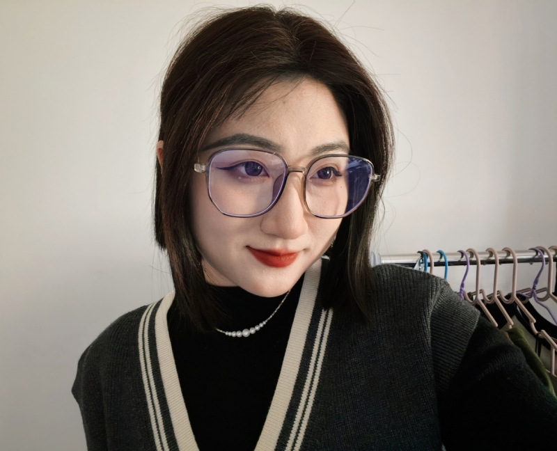 Helen的第一张照片--全国闪婚服务中心