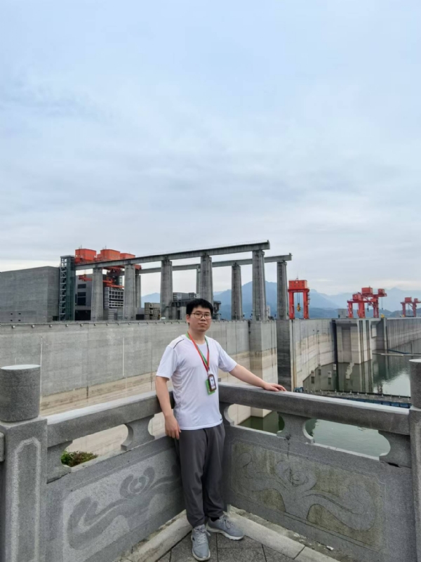 xhfsx的第一张照片--全国闪婚服务中心