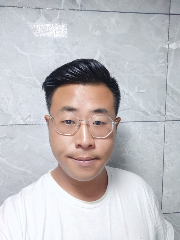 独行的天秤的第二张照片--全国闪婚服务中心