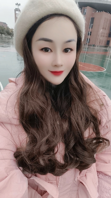 小艳的第二张照片--全国闪婚服务中心
