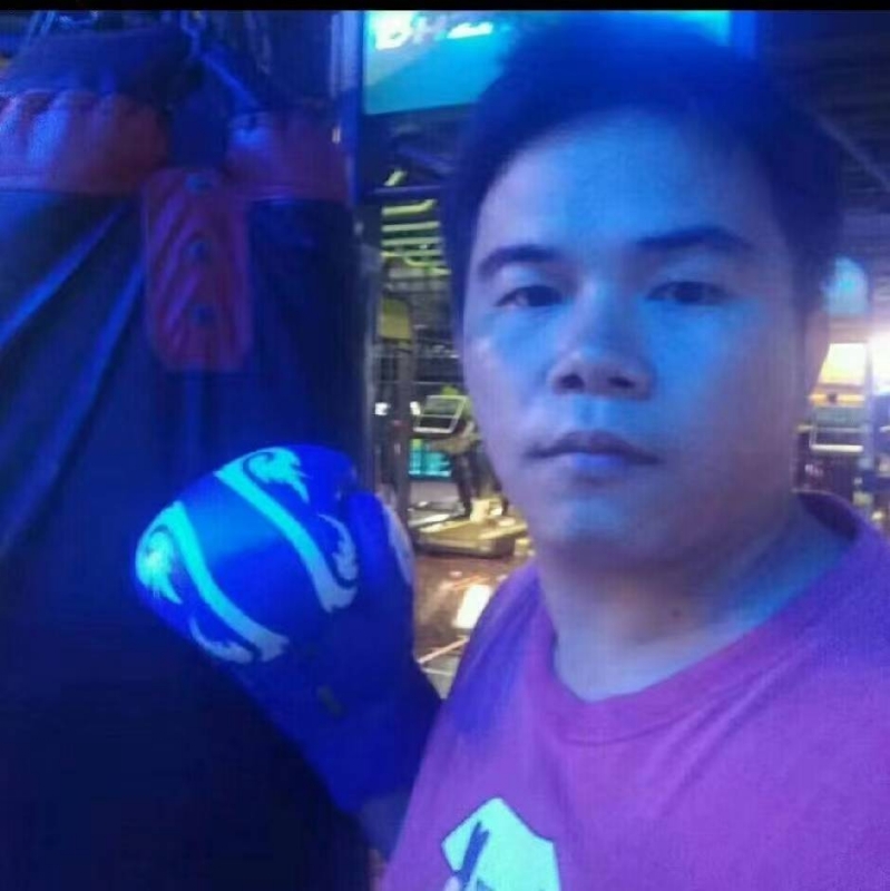 YYO的第一张照片--全国闪婚服务中心