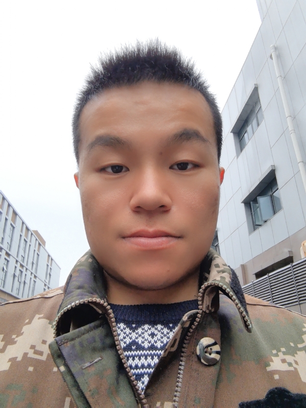 赵彦的第一张照片--全国闪婚服务中心