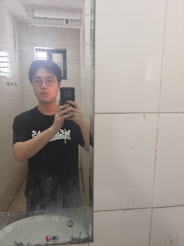 爱看尖尖星人的第一张照片--全国闪婚服务中心