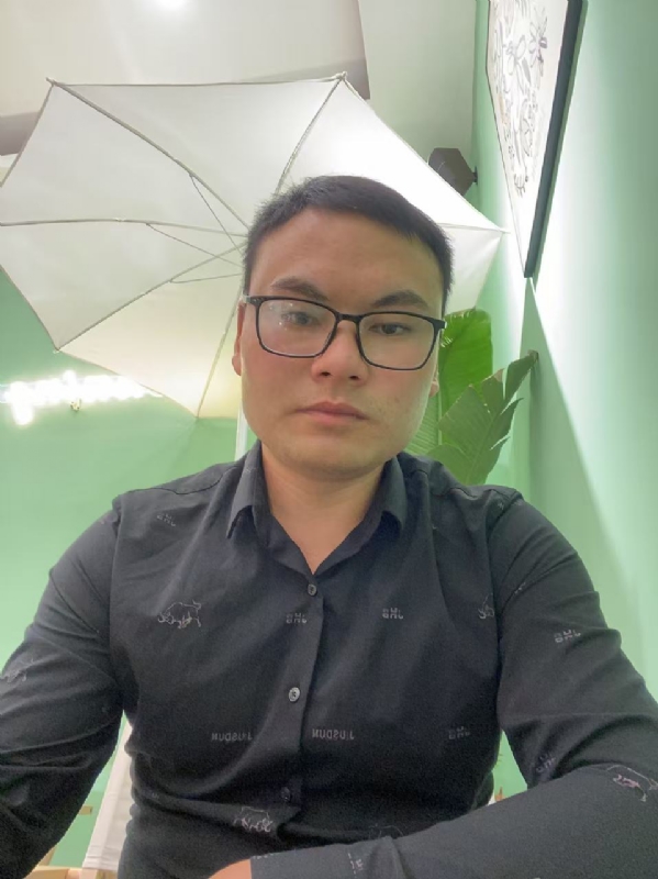 像风一样自由的第一张照片--全国闪婚服务中心