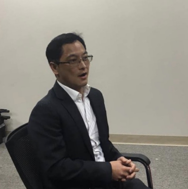 Philo的第一张照片--全国闪婚服务中心