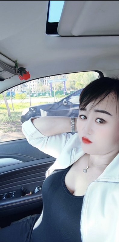 王芳燕的第一张照片--全国闪婚服务中心