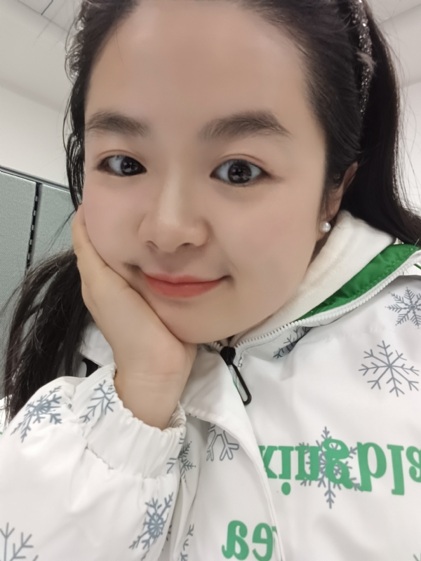 玥玥的第一张照片--全国闪婚服务中心